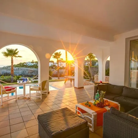 Villa Mar Oberta By